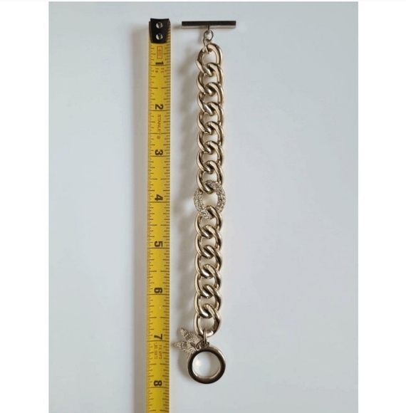 Victoria Secret Chain Link Bracelet. - Picture 5 of 12